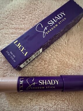 LWYA So Shady Shadow Stick